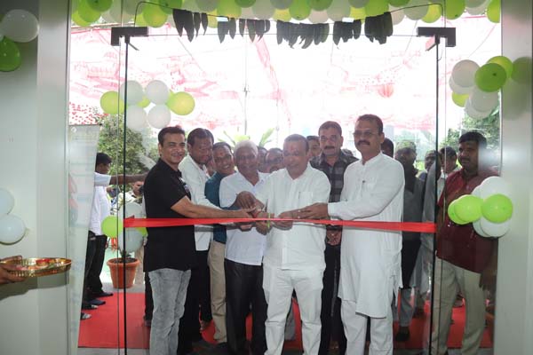 Raver Seeka E Motors Showroom inauguration